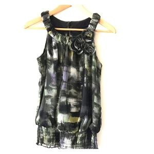2/$20 IZ Byer sleeveless blouse
